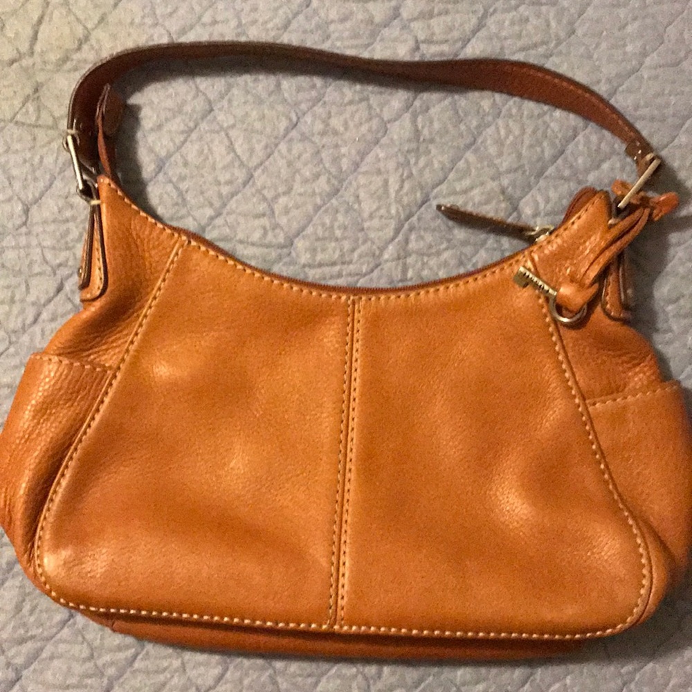 Fossil purse